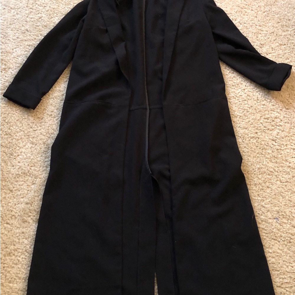 Elegant Open Long Black Coat H&M Size 4 with Pockets 3/4 length sleeves